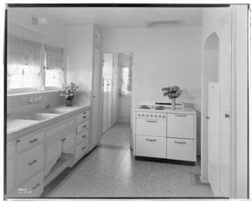 H2.3 - Home Kitchen - Huntington Park Electric Home