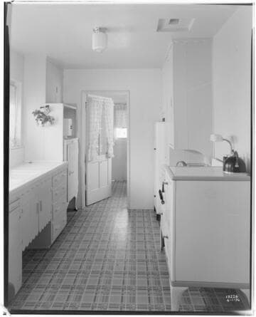 H2.3 - Home Kitchen - Electric Home