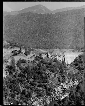 Distant view of the downstream face of Dam #7 during construction