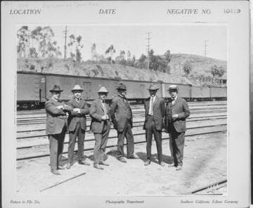 P1.1 - Group Portraits - Engineering Committee