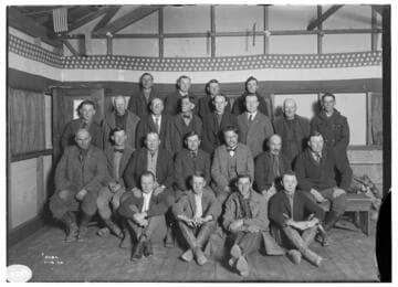 P1.1 - Group Portraits