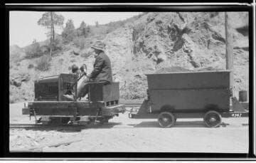 Kern River No. 3 - Ford locomotive on tunnel work