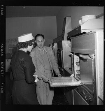 Home Exhibition booth promoting electric cooking