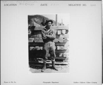 P1.2 - Portraits, misc. - Floyd E. Huntington