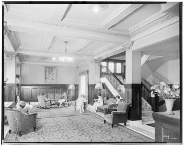 B1.25 - Engstrum Apt./Hotel