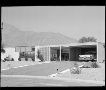 Kennebeck, Mr. and Mrs. John J. [Anna Mae Devereux], residence