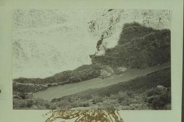 Small rapid at Mile 104 from Tonto Platform [left bank]