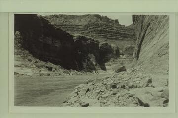 Vaseys Paradise.  Lees Ferry gauge:  19,000 cfs