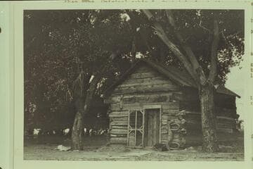 Original Lee's cabin at Lee's ferry