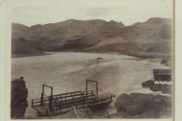 Pierces Ferry and boat landing