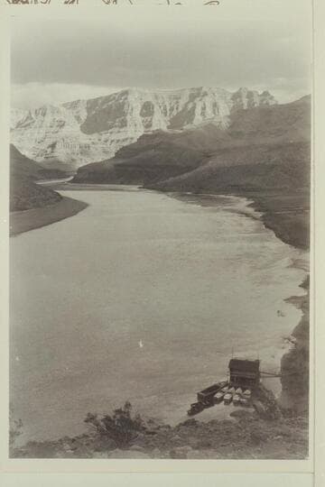 Upriver from Pierces Ferry