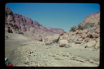 Up from lunch stop, Mile 209, left bank