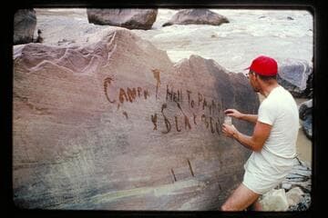 Jorgen Visbak marks the Best expedition inscription