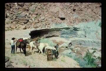 Drop-off; Horsethief Canyon