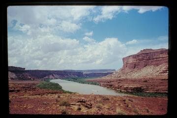 Up Stillwater Canyon from Mile 22.5