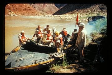 Camera boat above Soap