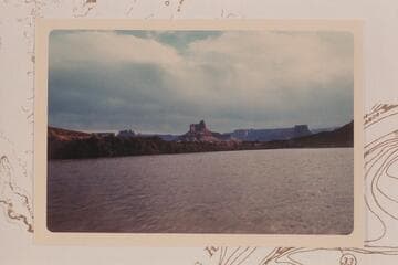 Buttes of the Cross from about Mile 33