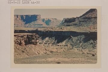 Upheaval Dome and Upheaval Canyon from Horsethief Canyon