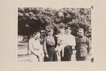 Harry Aleson at right in a family picture