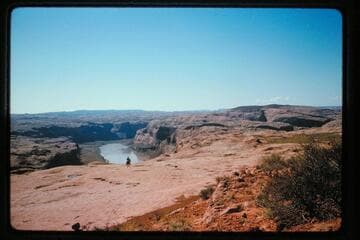 Down Lake Powell from rim; Irontop Mesa; Mile 109.5