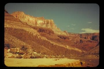 Diabase above Tapeats Ck