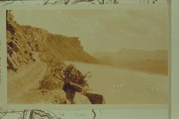 Down the dugway on the left bank at Lees Ferry