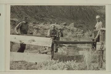 George Stone, Frazier, Inglesby and Chryst at grave of Cass Hite