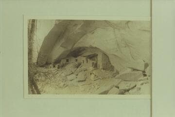 Ruin on route from Kayenta to Rainbow Bridge.  Rexford W. Barton and Catherine Barton of Pelham Manor, New York, registered at Kayenta on 1930, May 16
