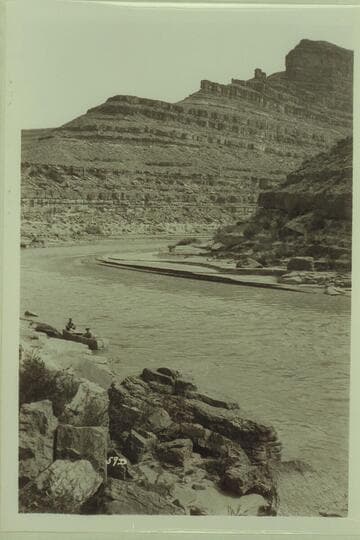 Nevills run from Sand Island to Mexican Hat;  San Juan River.  The punt bears the name "Nevills" on the stern.  Upstream from near head of gorge