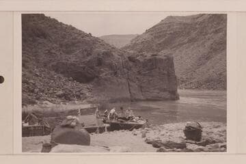 Boats moored in mouth of Tapeats Creek