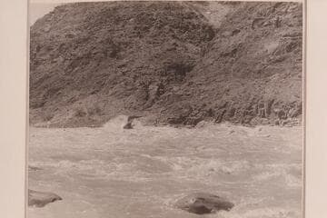 The "Step in Again" running Dubendorff Rapid.  Edi Jaun is pilot and Willie Taylor is riding with him