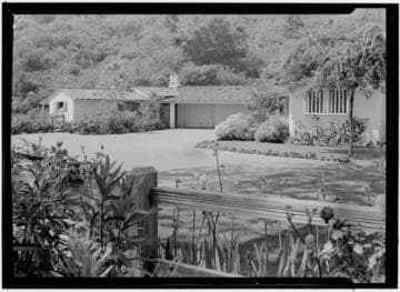 Beem, Dr. Marvel, residence ["Ranch house for a half acre"]