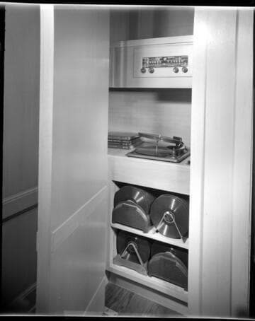 [Unidentified interiors]