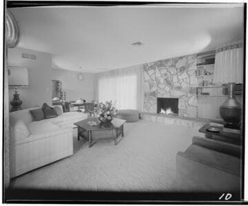 Sunset Hills model houses: Holiday