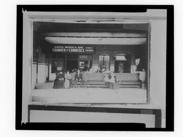 People at the Santa Monica Bay Chamber of Commerce