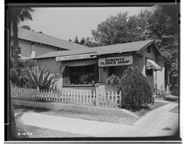 Air conditioning - Roberts Florist