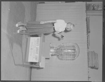 "Worlds Largest Lamp"