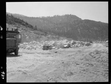 Big Creek - Mammoth Pool - Secondary rock drilling - Spillway