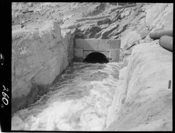 Big Creek - Mammoth Pool - Face of diversion tunnel