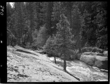 Big Creek - Mammoth Pool - General view of Daulton Creek diversion dike site