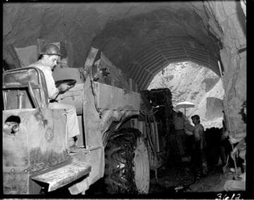 Power tunnel construction for Powerhouse #4 project