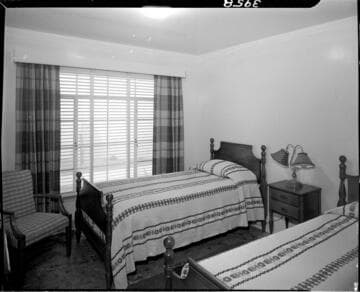 Bedroom in Big Creek Guest House
