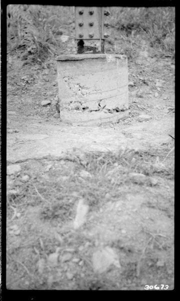 Big Creek 4-Magunden Transmission Line - Tower footing showing insufficient vibration