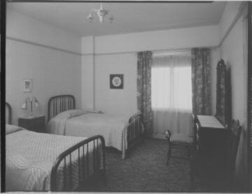 Engstrum Hotel Apartments folder