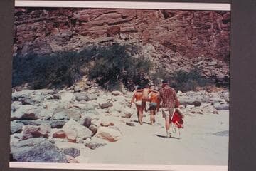Herb Hirst gets a lift off the hot sand; Fern Glen Canyon