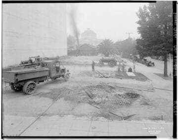 Singer Building under construction, 520 East Colorado, Pasadena. 1926