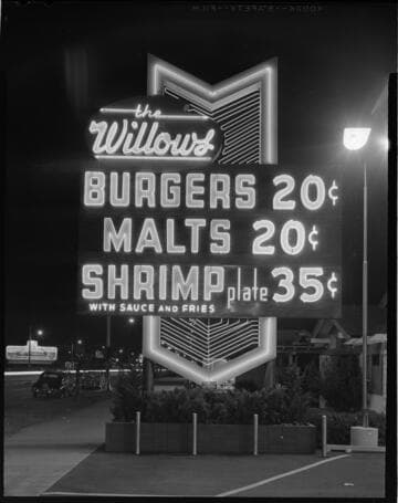 The Willows Burgers & malts